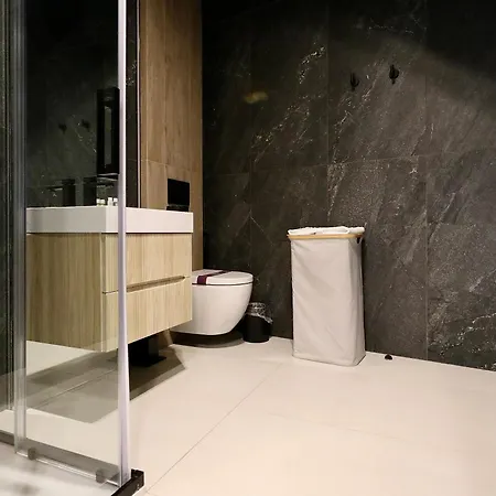 Luxury Garibaldi - Perfect For Couples - Fully Equipped - Historical Centre דירה