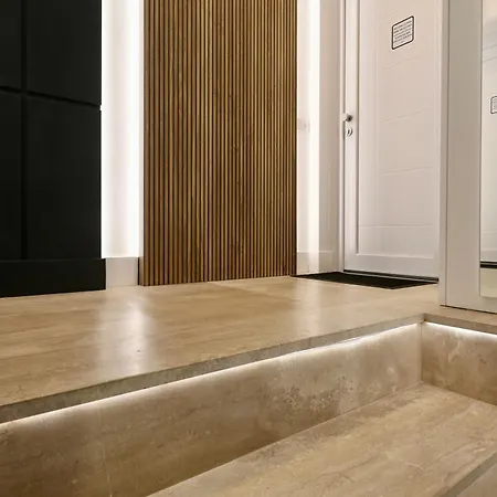 Apartman Luxury Garibaldi - Perfect For Couples - Fully Equipped - Historical Centre