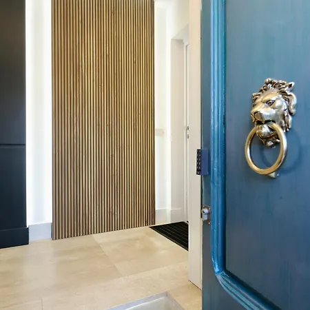 Luxury Garibaldi - Perfect For Couples - Fully Equipped - Historical Centre Olbia