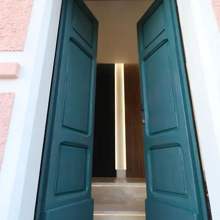 Garibaldi 52 - Renovated In Old Town アパート *