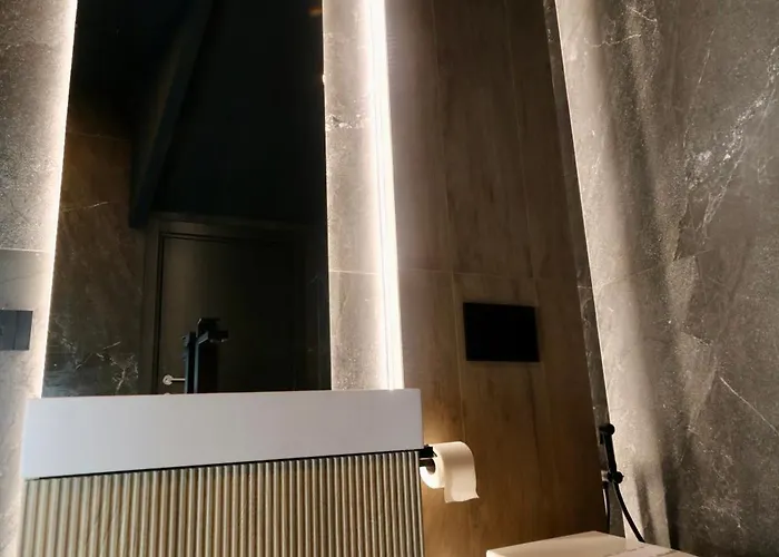 Luxury Garibaldi - Perfect For Couples - Fully Equipped - Historical Centre * Olbia