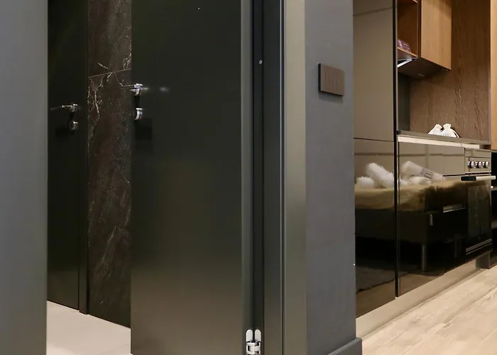 Luxury Garibaldi - Perfect For Couples - Fully Equipped - Historical Centre Lägenhet